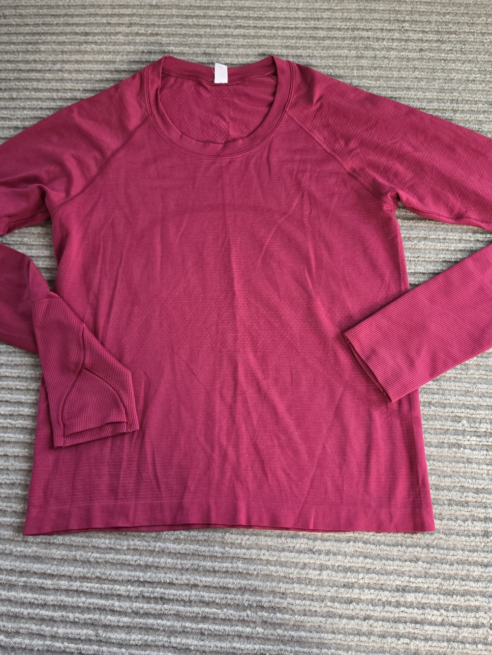 Lululemon Swiftly Tech Long Sleeve Shirt Maroon Burgundy Women Size 8 EUC